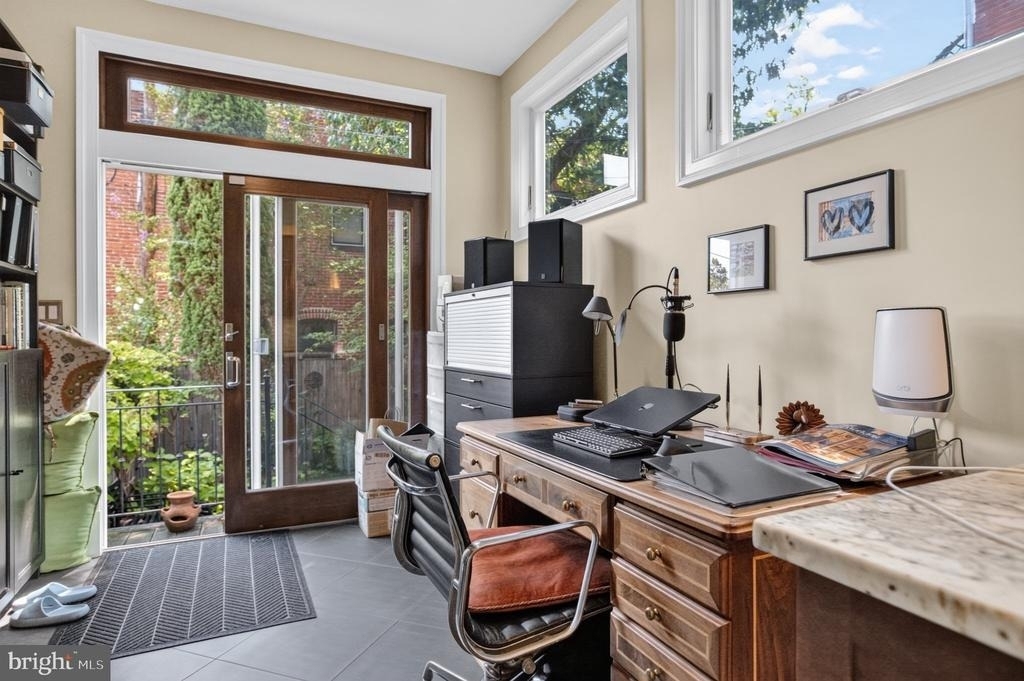 152 13th Street Se - Photo 33