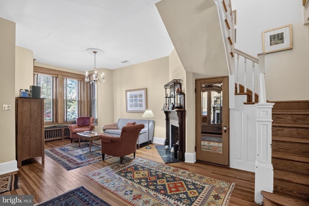 152 13th Street Se - Photo 15