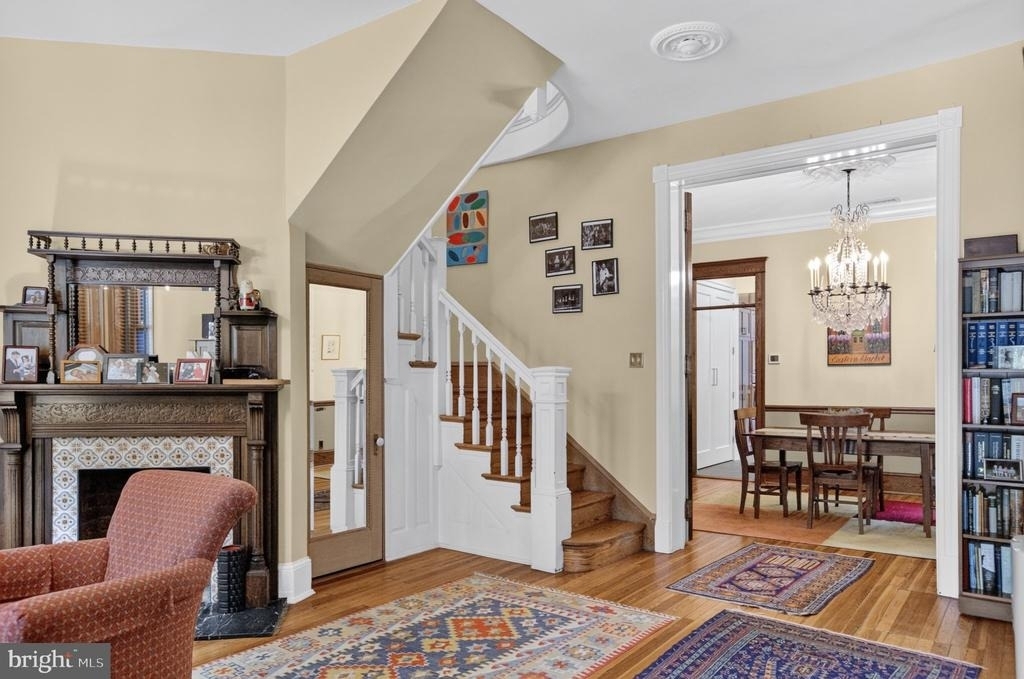 152 13th Street Se - Photo 23