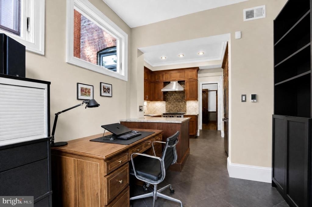 152 13th Street Se - Photo 45