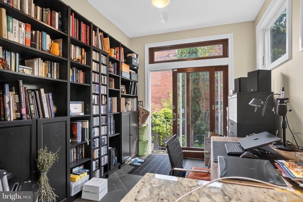 152 13th Street Se - Photo 43