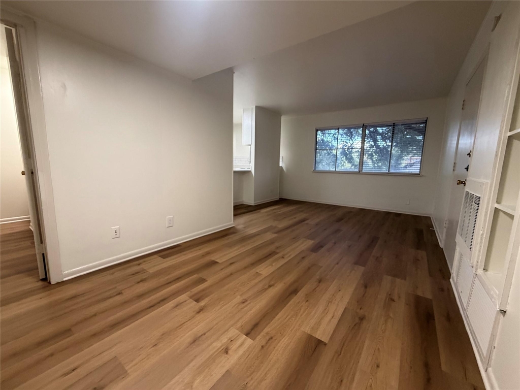 3304 Red River St - Photo 8