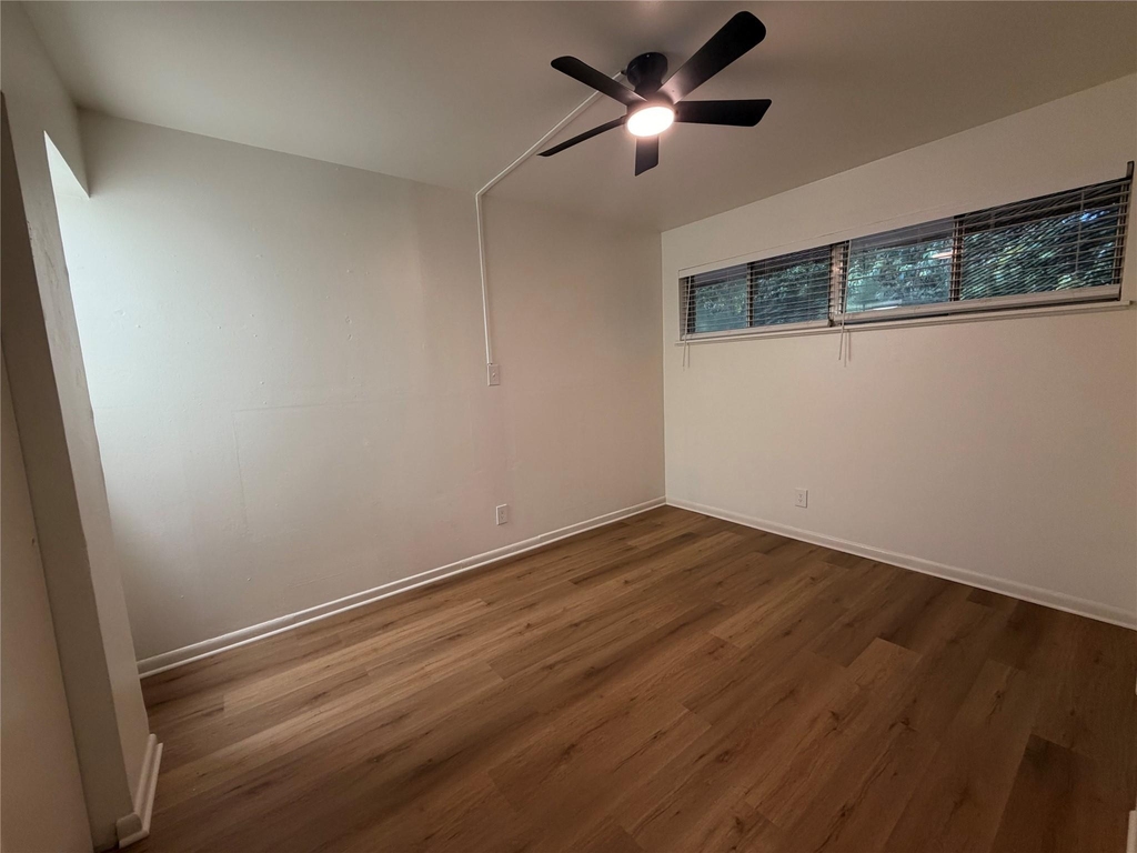 3304 Red River St - Photo 9