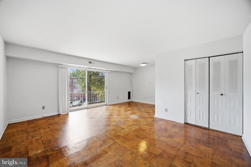 1307 Congress Street Se - Photo 3