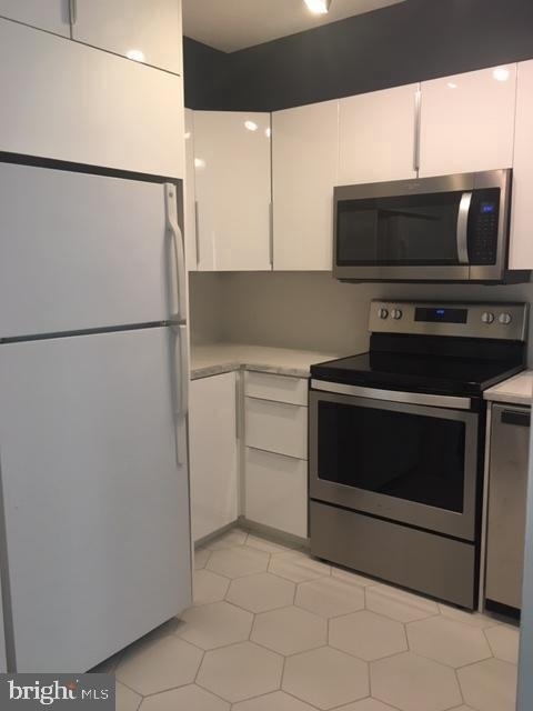 2111 Wisconsin Avenue Nw - Photo 2
