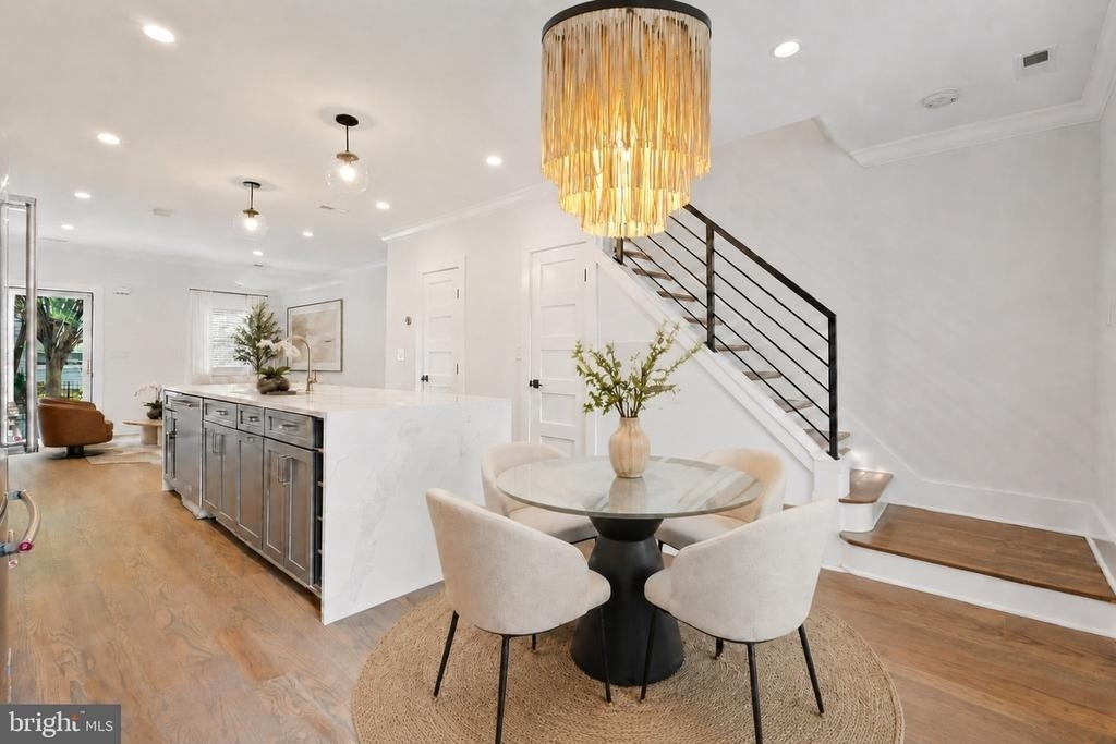 477 Ridge Street Nw - Photo 4