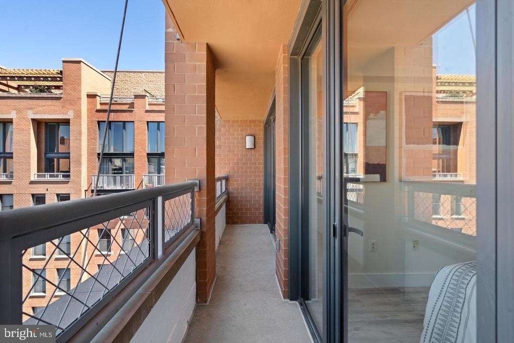 631 D Street Nw - Photo 21
