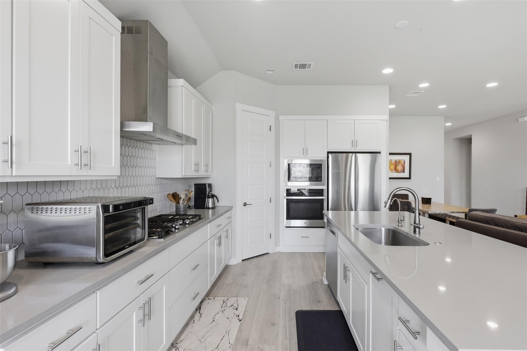 461 Coyote Creek Way - Photo 2