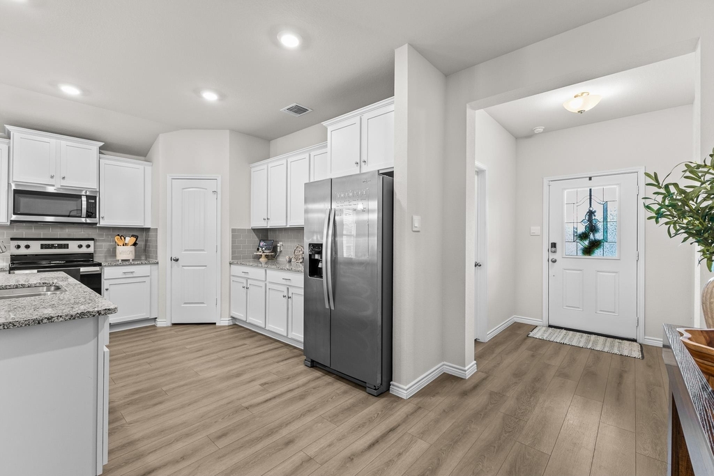 4318 Allison Dr - Photo 8