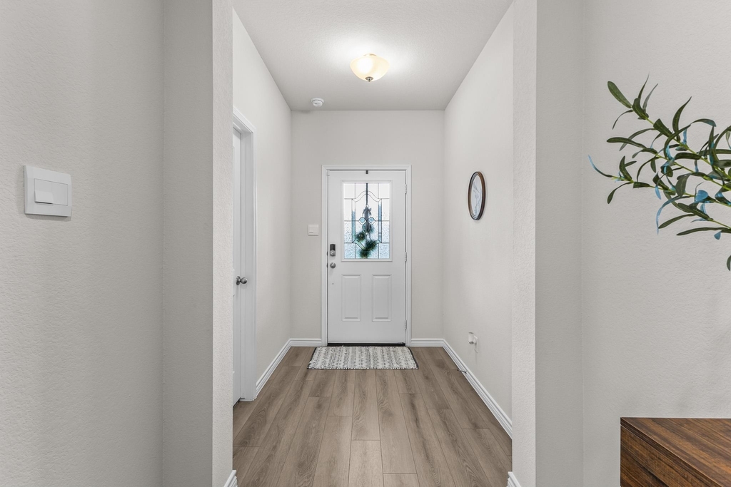 4318 Allison Dr - Photo 4