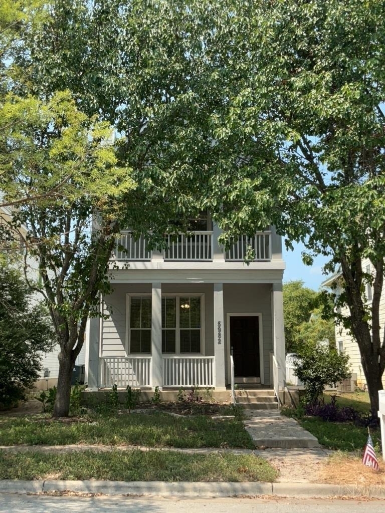 5982 Fergus Dr - Photo 2