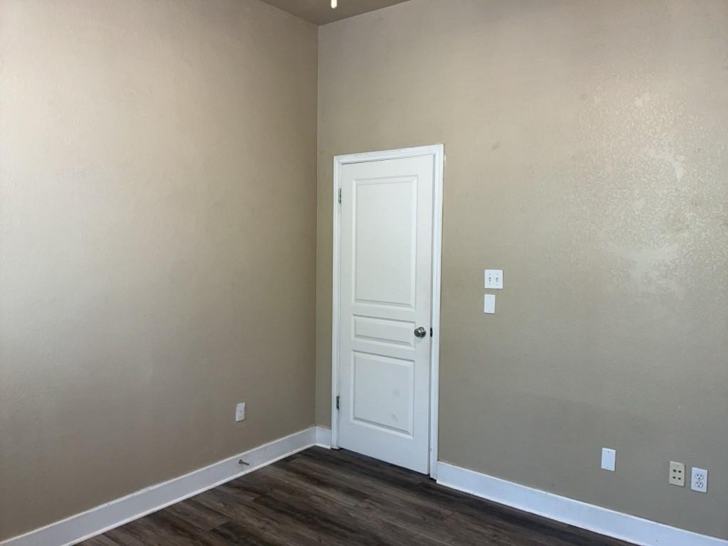 5982 Fergus Dr - Photo 22