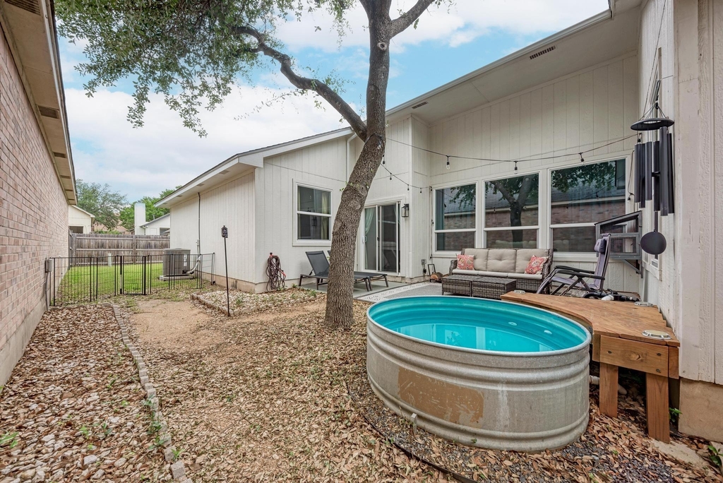 922 Thackeray Ln - Photo 29