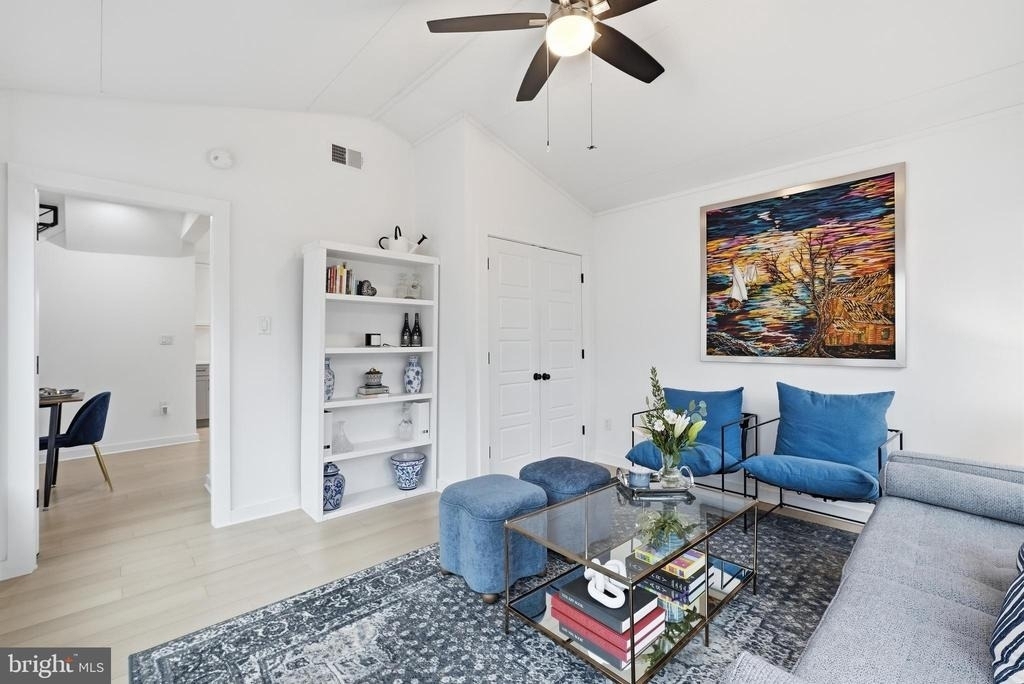 2211 Franklin Street Ne - Photo 20
