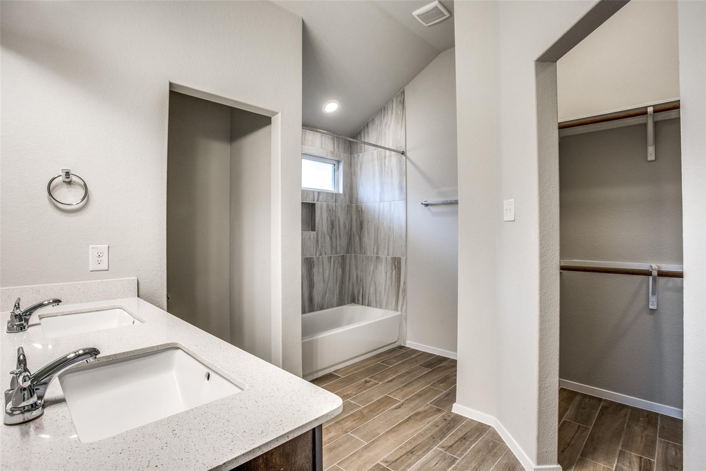 225 Trailside Ln - Photo 5