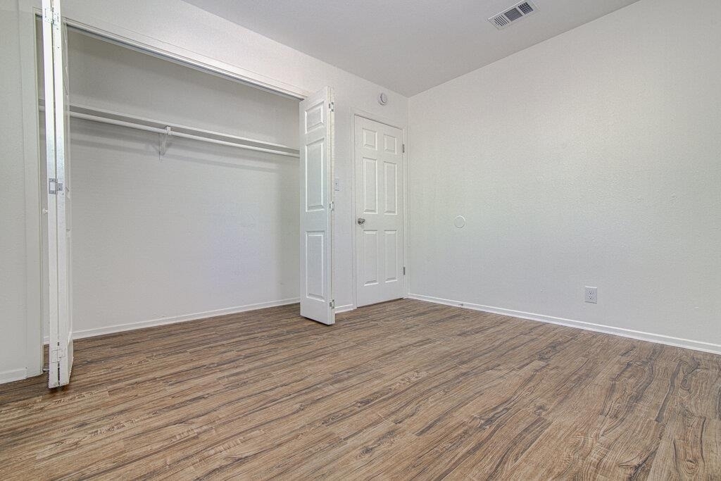 5006 Brighton Rd - Photo 9
