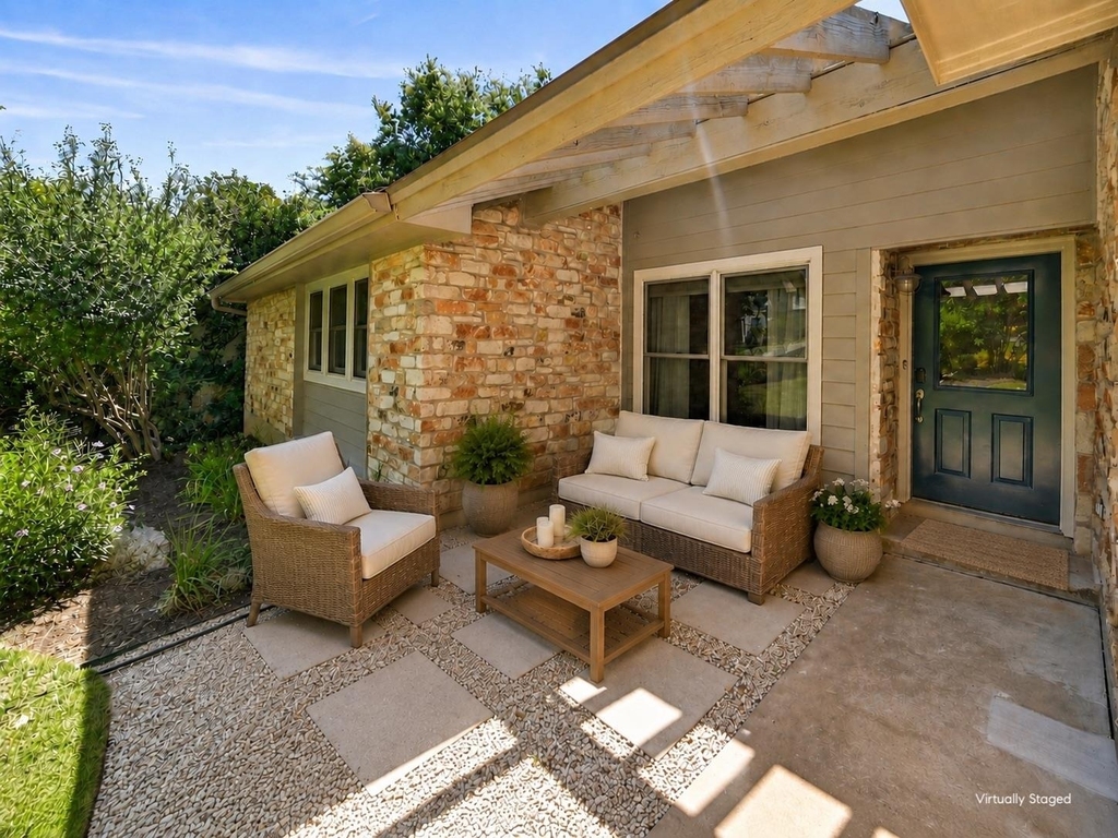 1905 Stoneridge Rd - Photo 1