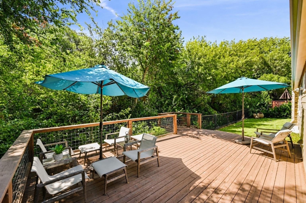 1905 Stoneridge Rd - Photo 16