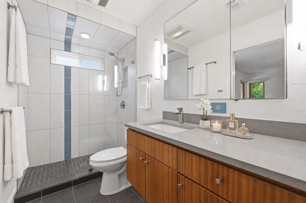 1905 Stoneridge Rd - Photo 9