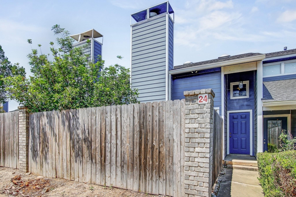 1010 Rundberg Ln - Photo 16