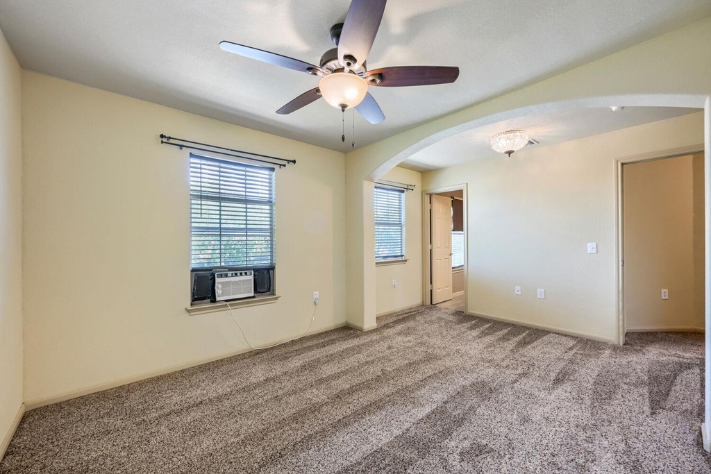 7425 Thannas Way - Photo 11