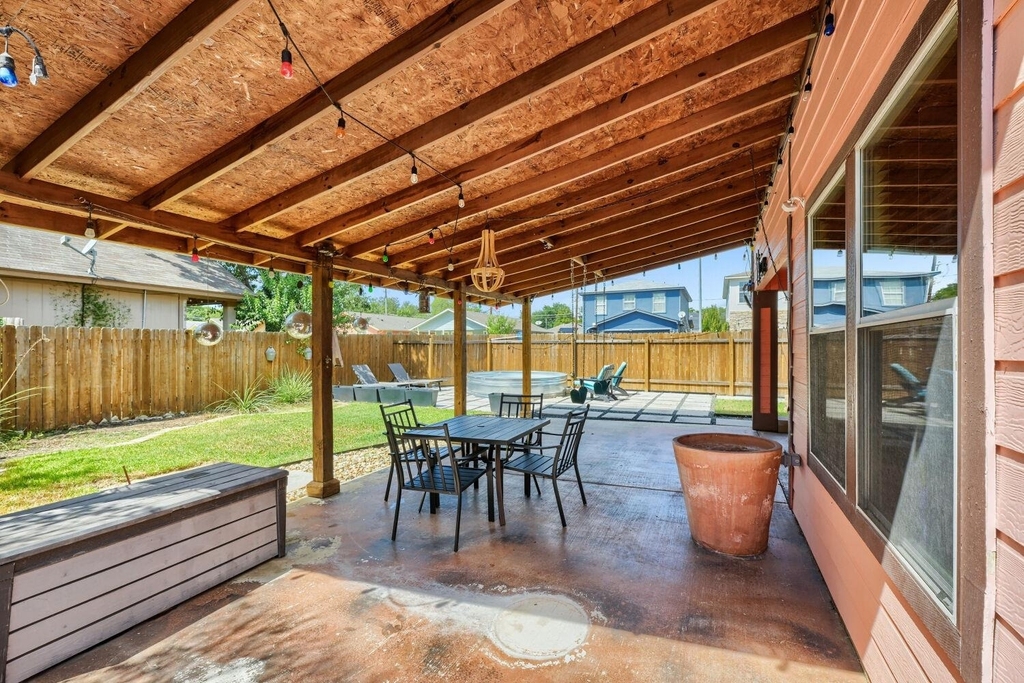 7425 Thannas Way - Photo 23