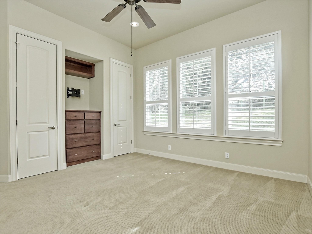 210 Clubhouse Dr - Photo 23