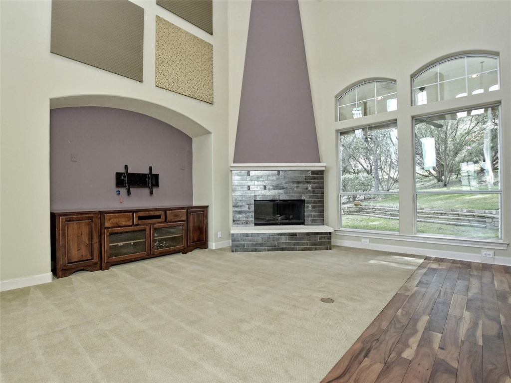 210 Clubhouse Dr - Photo 5