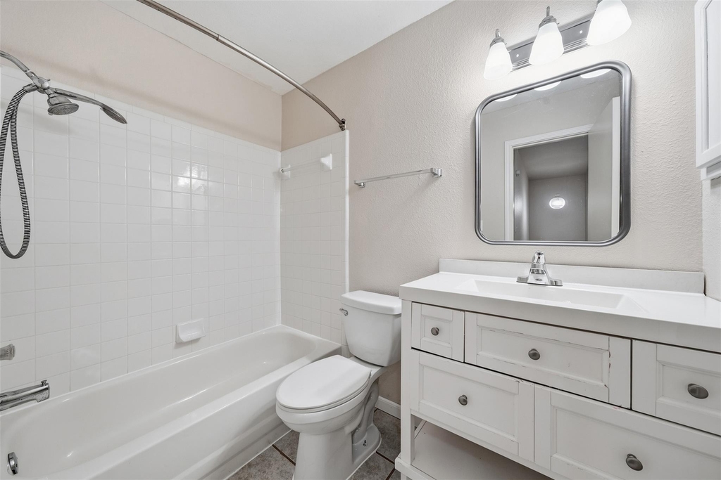 1811 Southwestern Trl - Photo 28