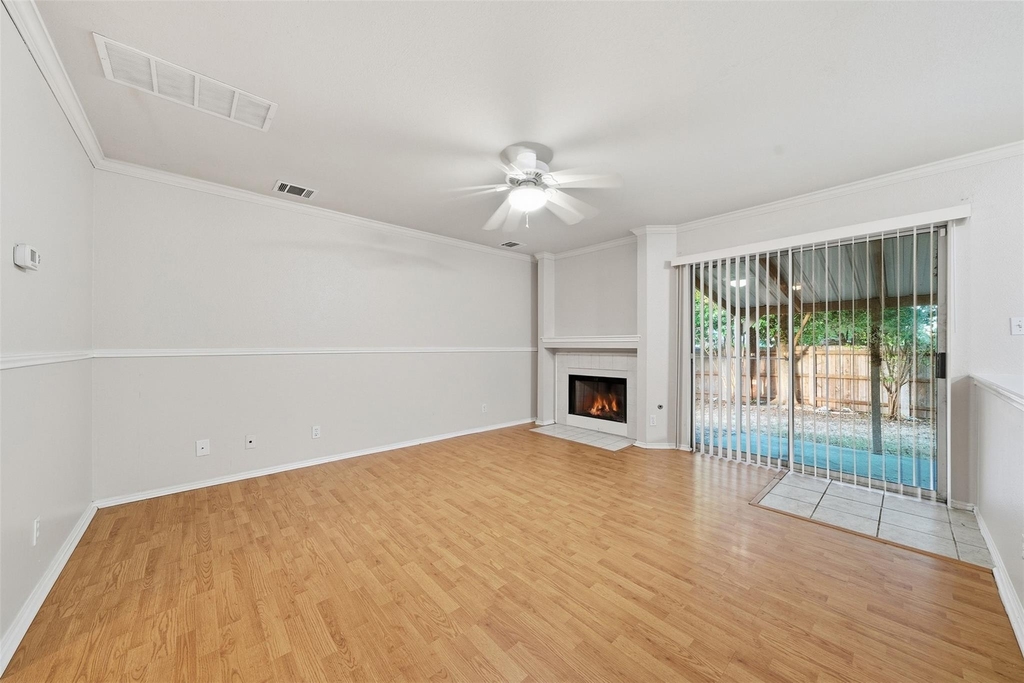 1811 Southwestern Trl - Photo 8
