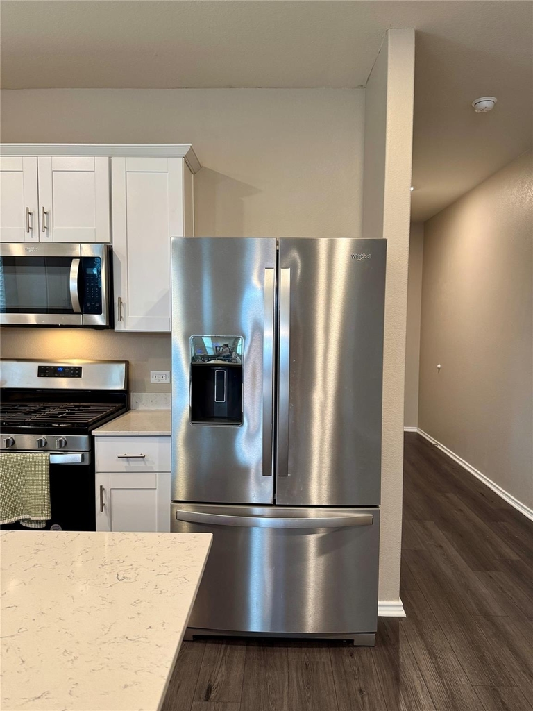 121 English Oak St - Photo 4