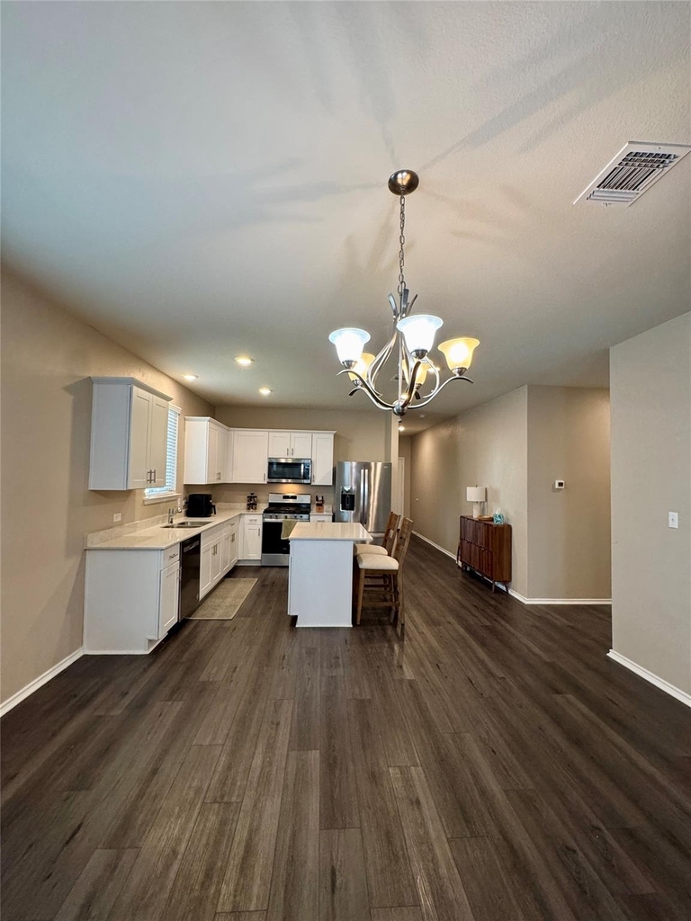 121 English Oak St - Photo 3