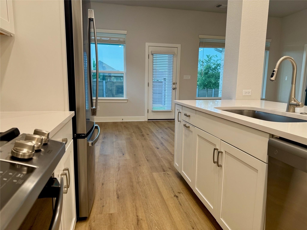 509 Three Feathers Ct - Photo 10
