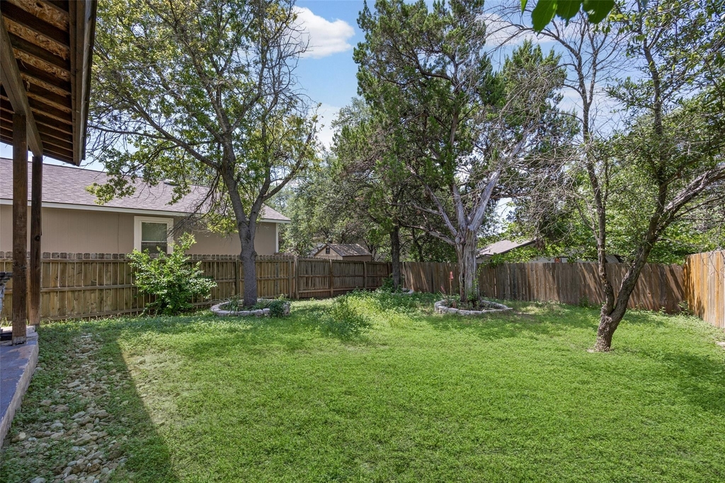 8710 Davis Oaks Trl - Photo 29