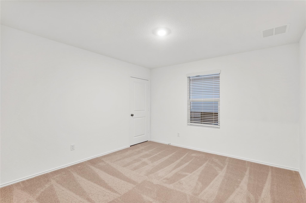 161 Keefer - Photo 16