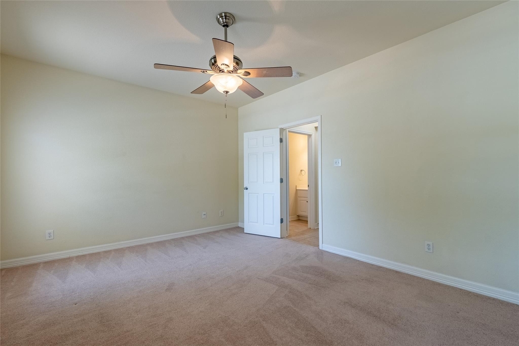 1305 Delsie Dr - Photo 17
