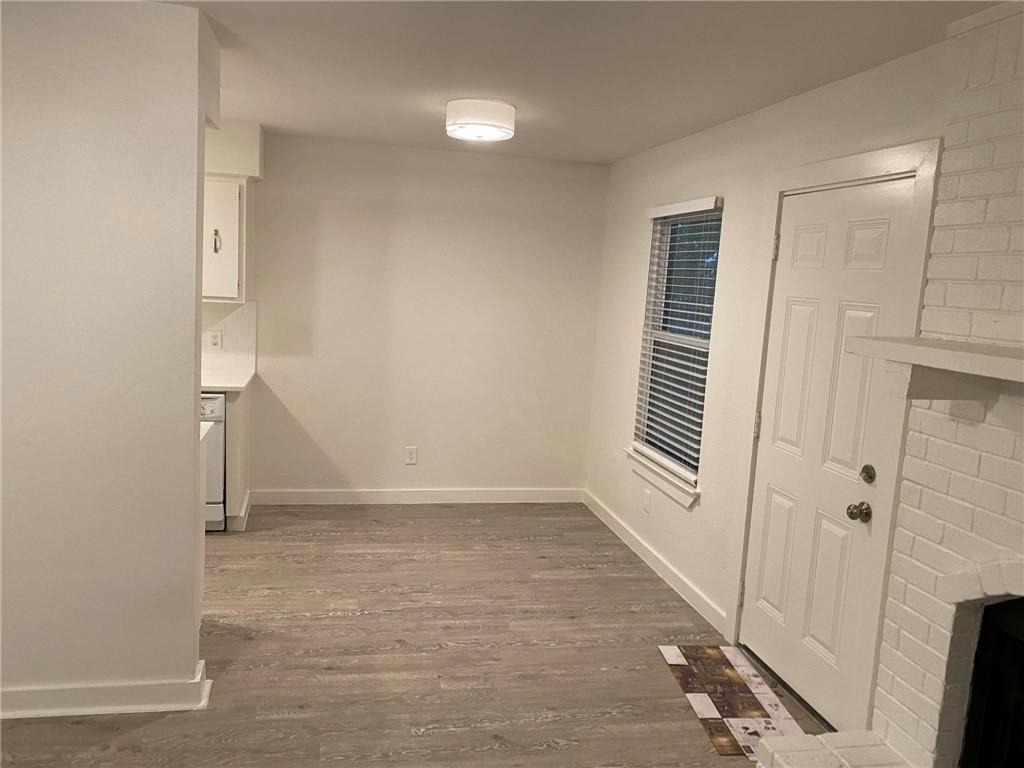 2408 Burleson Ct - Photo 9