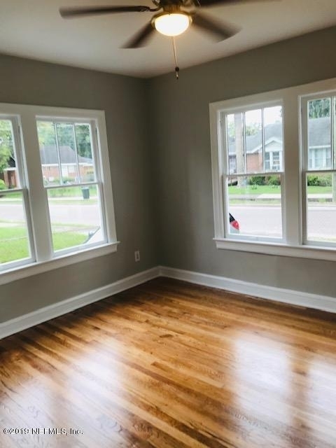 439 W 25th Street - Photo 22