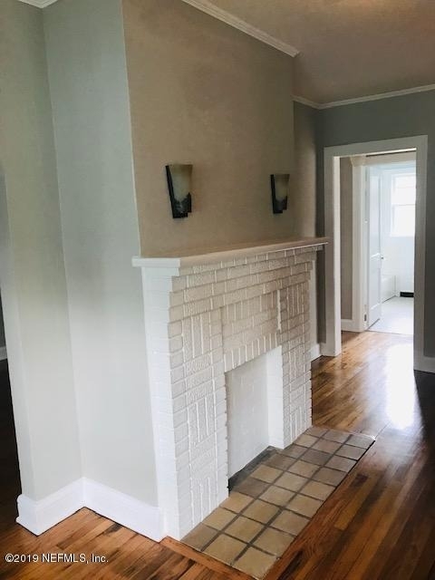 439 W 25th Street - Photo 11