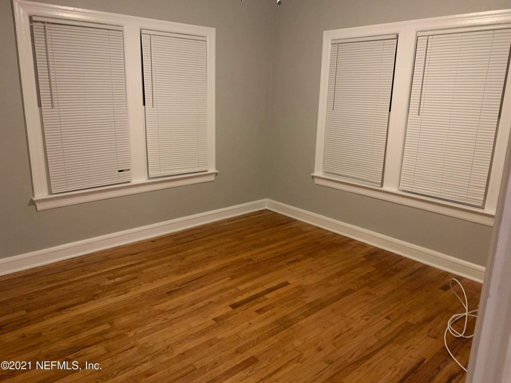 439 W 25th Street - Photo 23