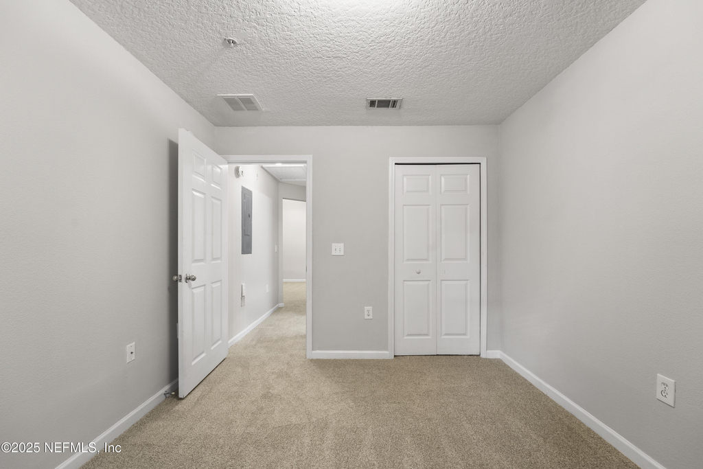 7920 Merrill Road - Photo 15