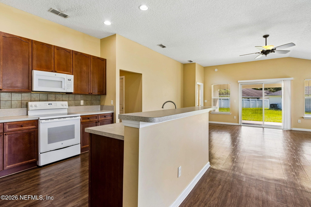 831 Timberjack Court - Photo 19