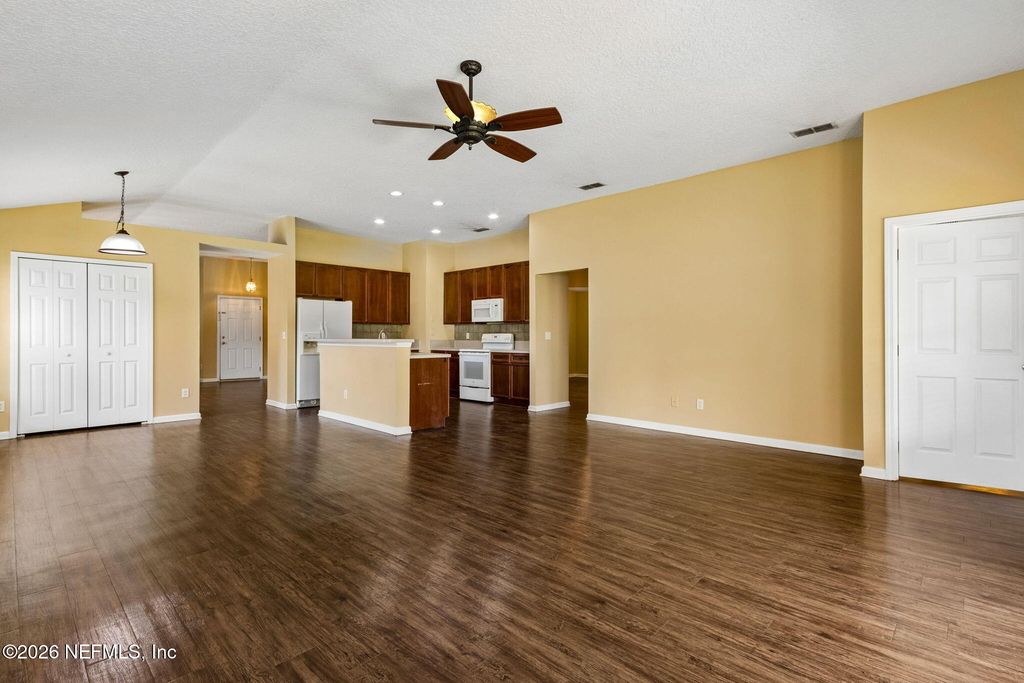831 Timberjack Court - Photo 17