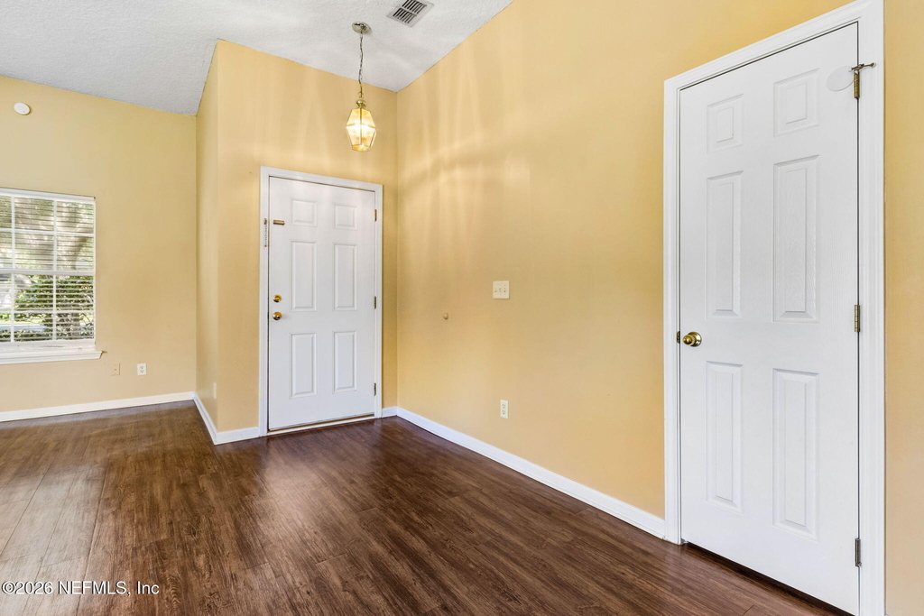 831 Timberjack Court - Photo 6
