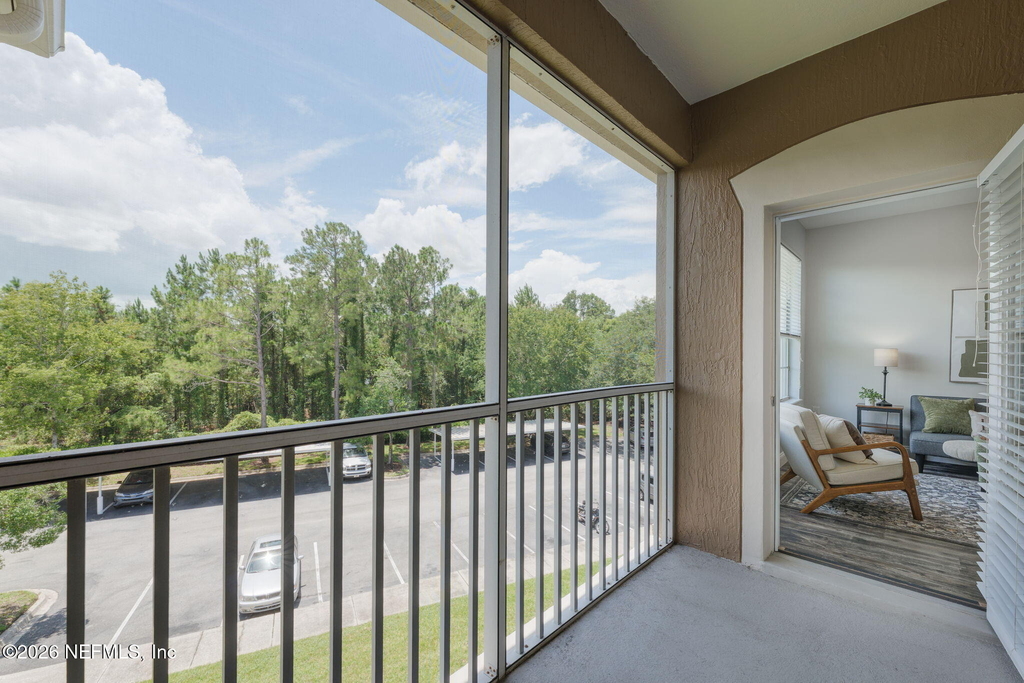 7990 Baymeadows Road - Photo 15
