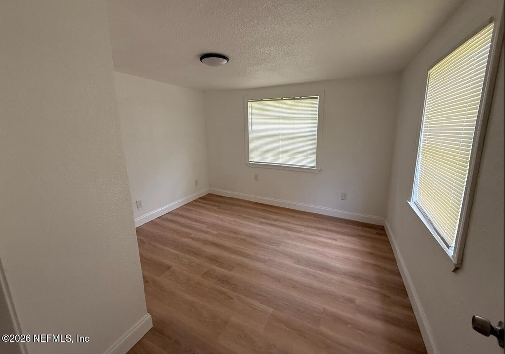 1755 W 30th Street - Photo 8