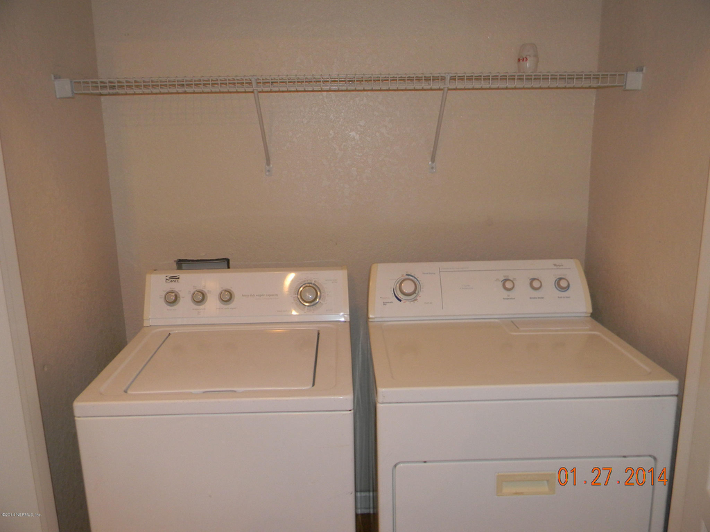 8290 Gate Parkway W - Photo 12