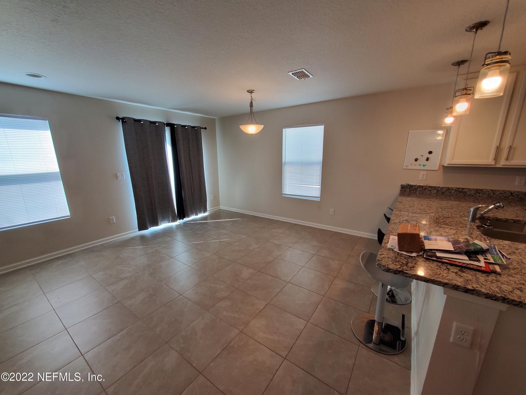 2824 Shangri La Drive - Photo 7