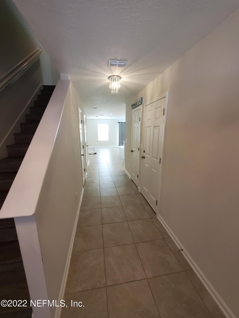 2824 Shangri La Drive - Photo 5