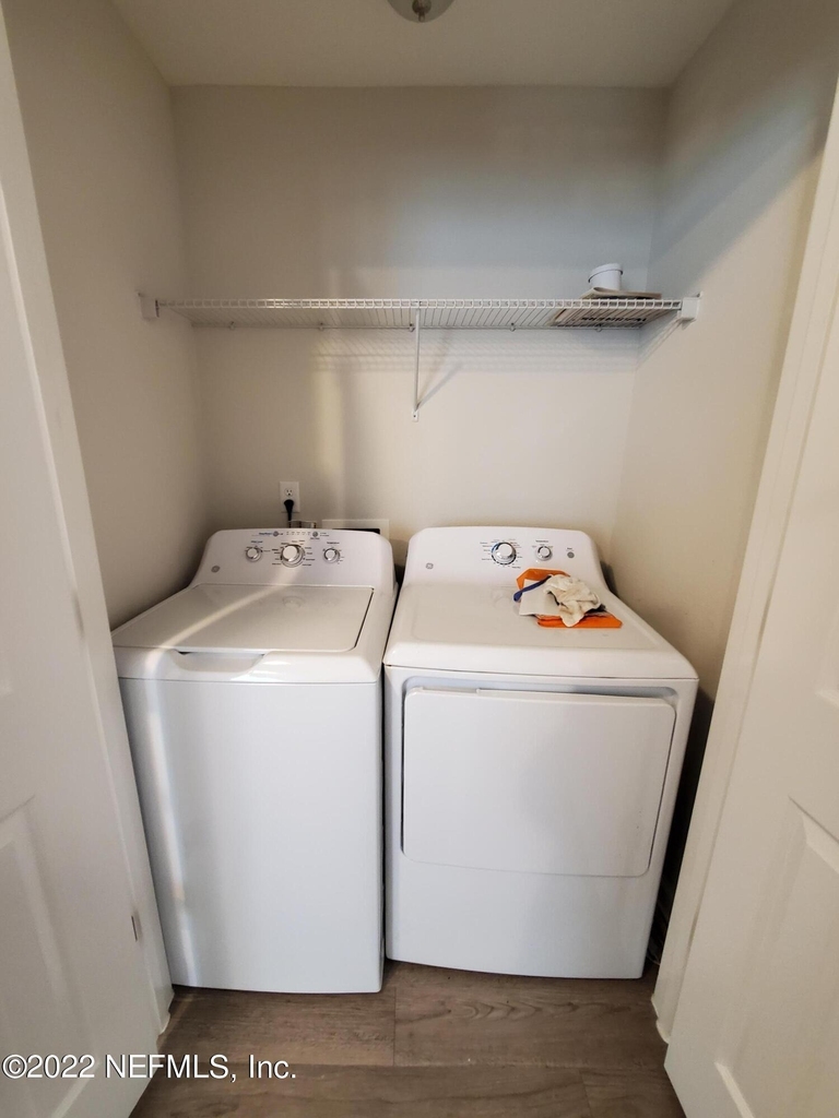 2824 Shangri La Drive - Photo 18
